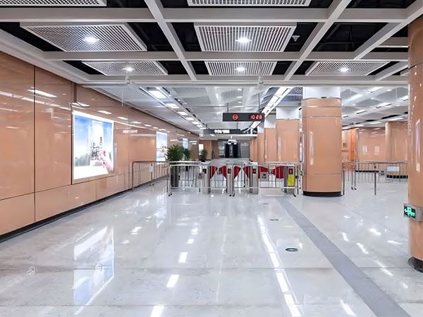 氟碳铝单板图层的优良性能